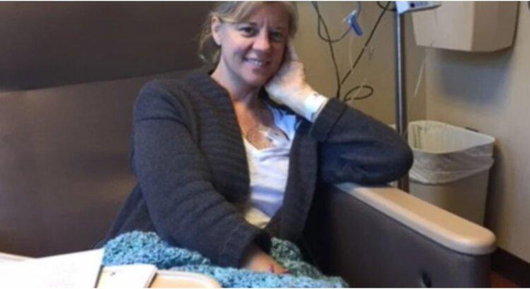 Grįžusi iš chemoterapijos, moteris rado jaudinantį siurprizą, kurį jai paliko kaimynai